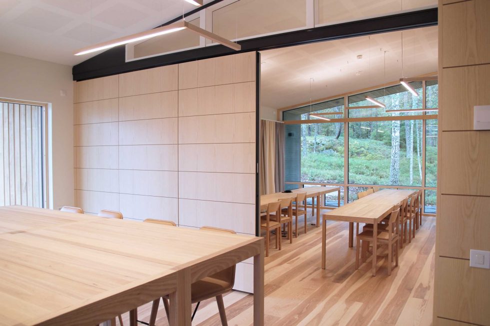 Movable and folding panel walls - Scan-Mikael