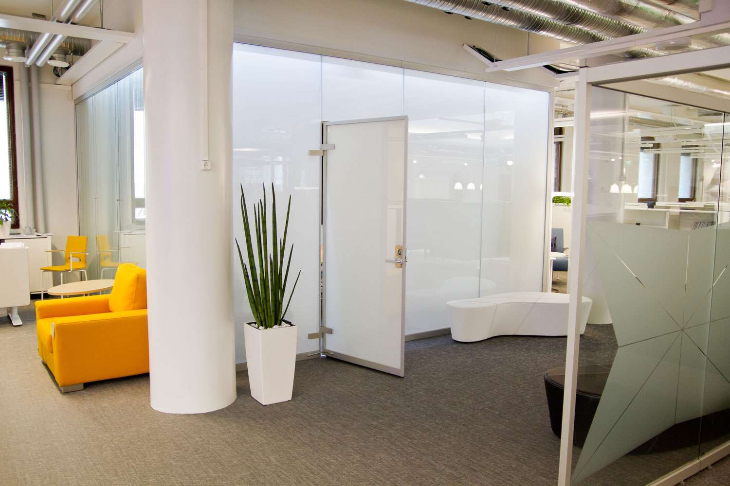 IMG_3870_web Scanmikael Äänieristyslasiseinä_Eteläranta 10, Helsinki